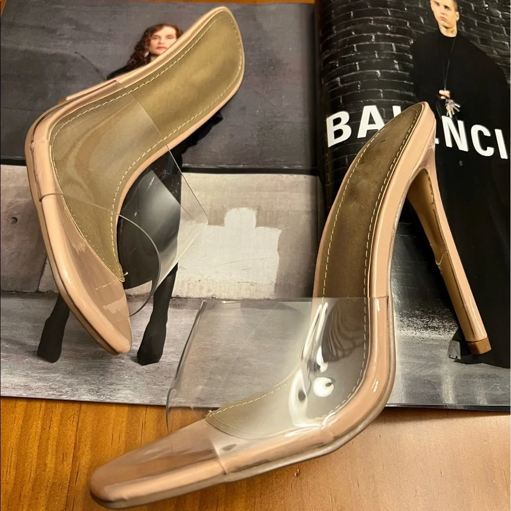 New nude heels - Picture 4 of 4